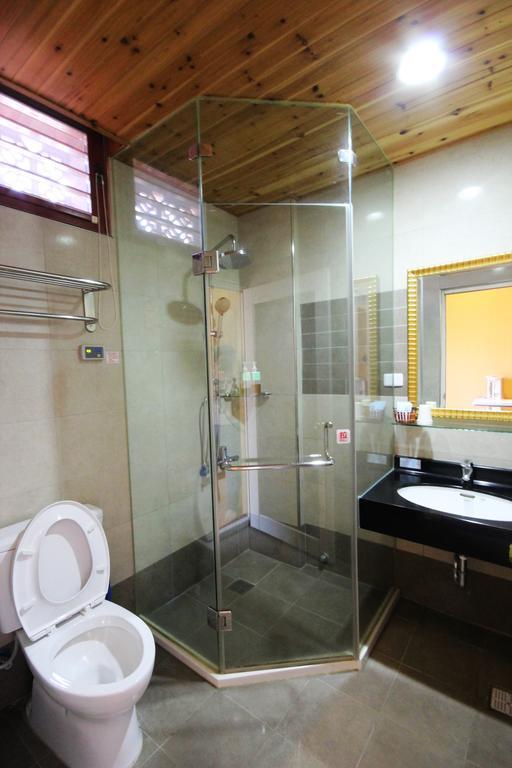 Seaview-Shoy B&B Xiaoliuqiu Bagian luar foto